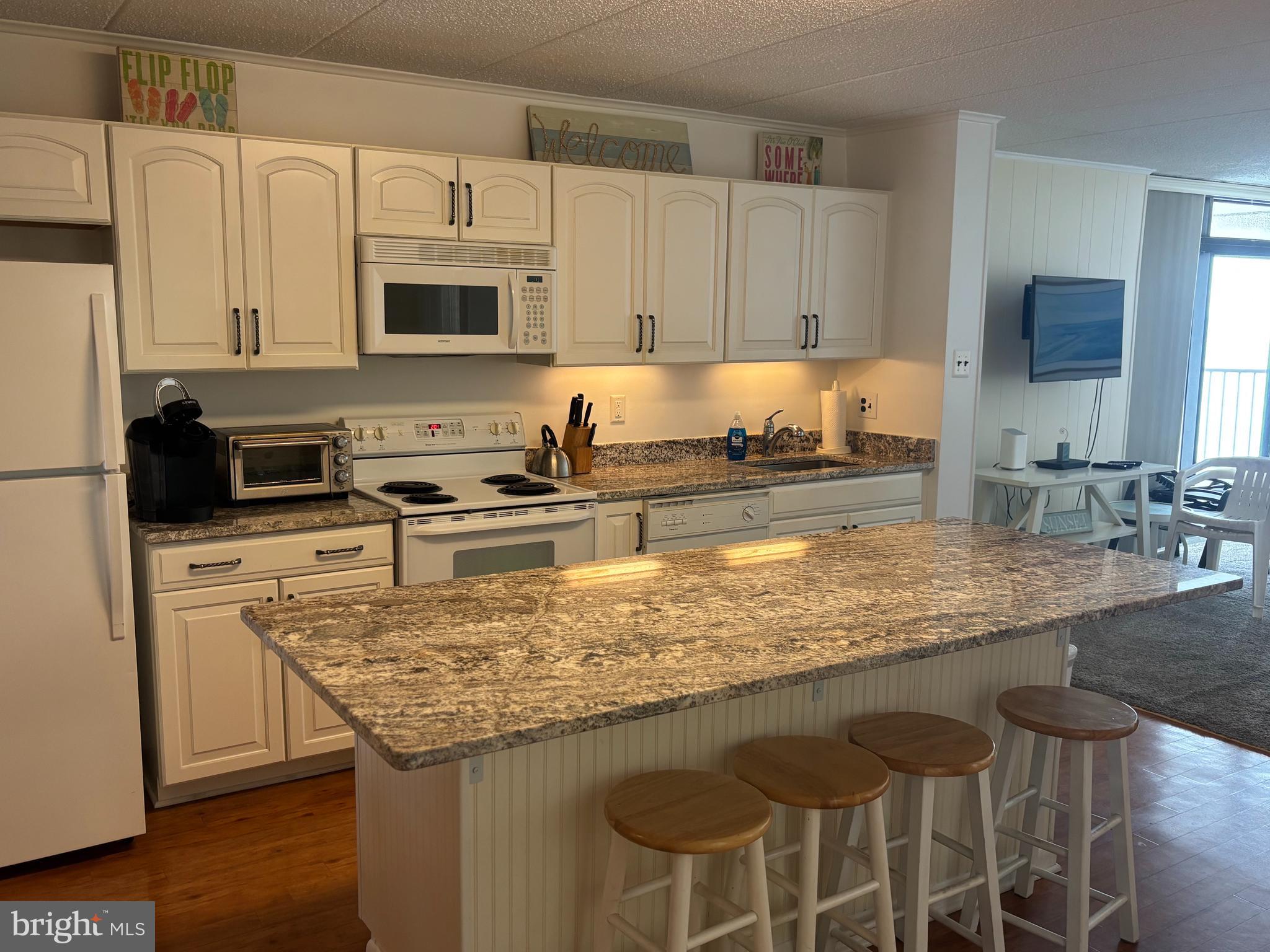 8800 COASTAL HIGHWAY 1307