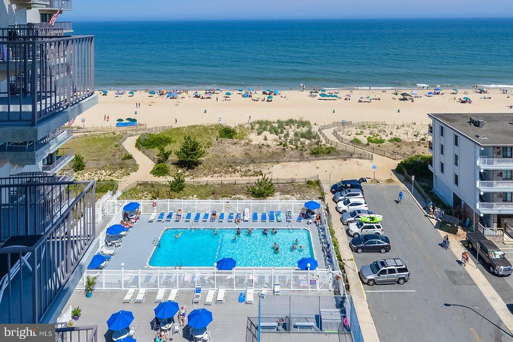 8800 COASTAL HIGHWAY 1307