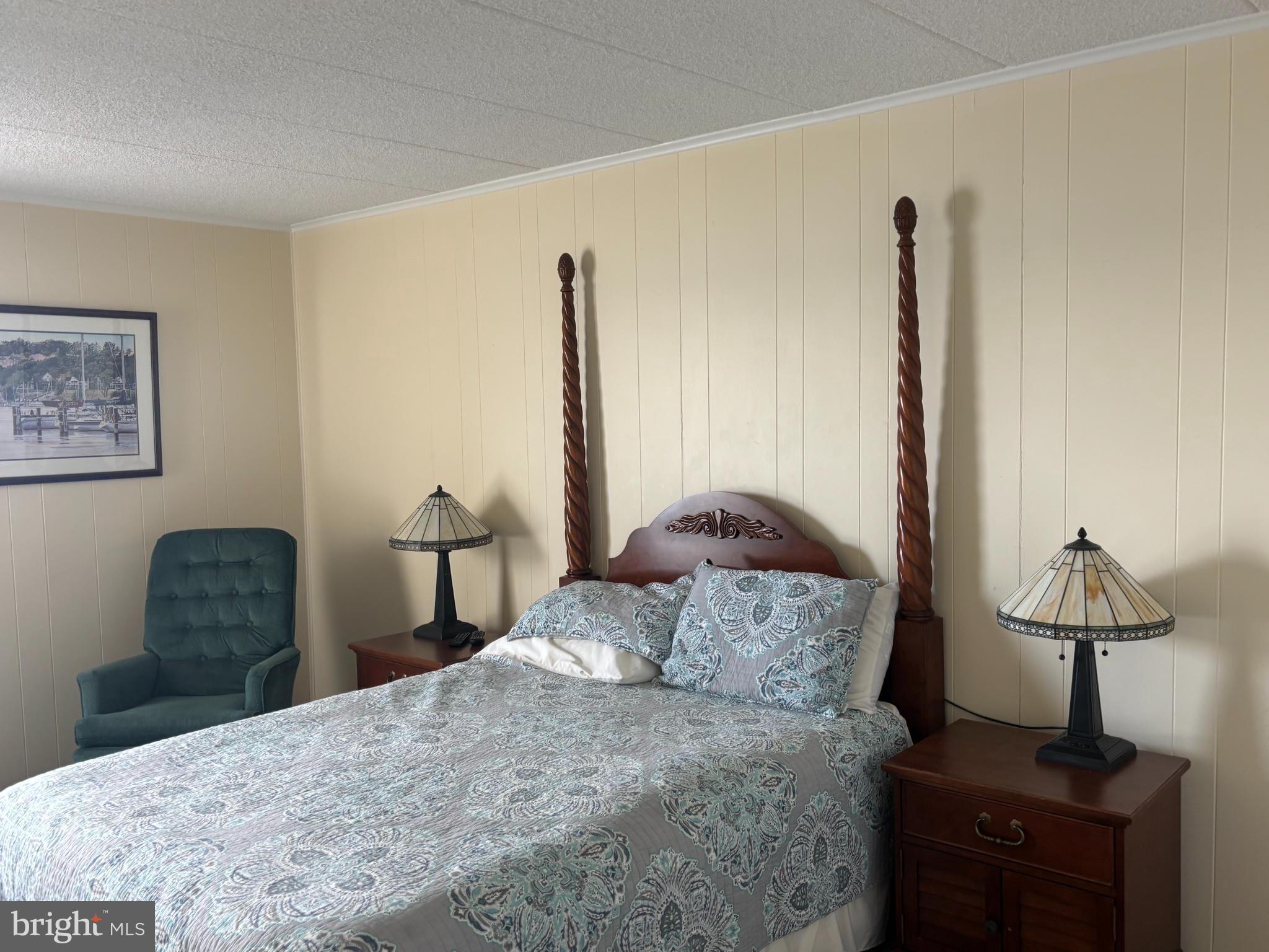 8800 COASTAL HIGHWAY 1307