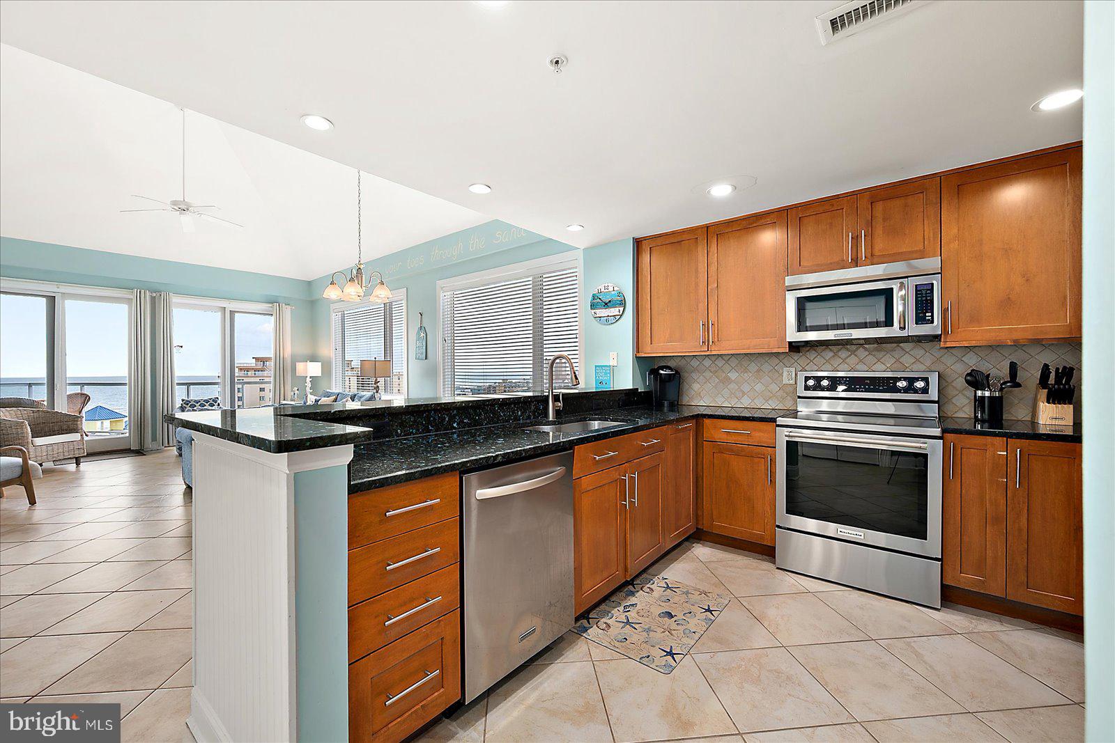8 60TH STREET 1003