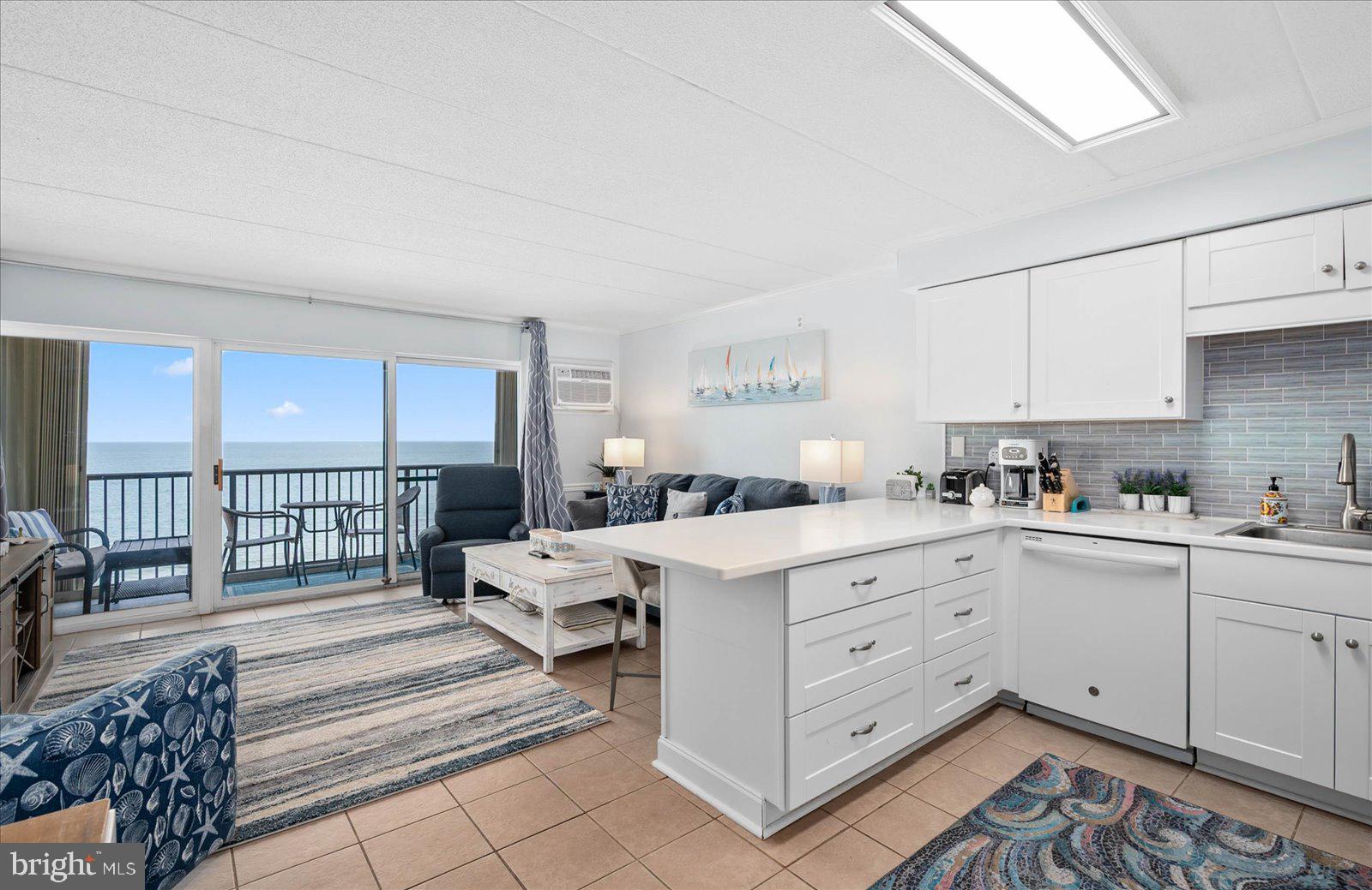 5801 ATLANTIC AVENUE 907