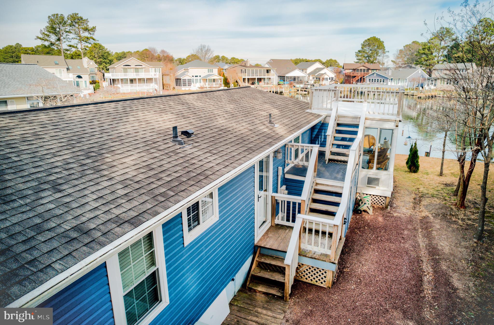113 TEAL CIRCLE