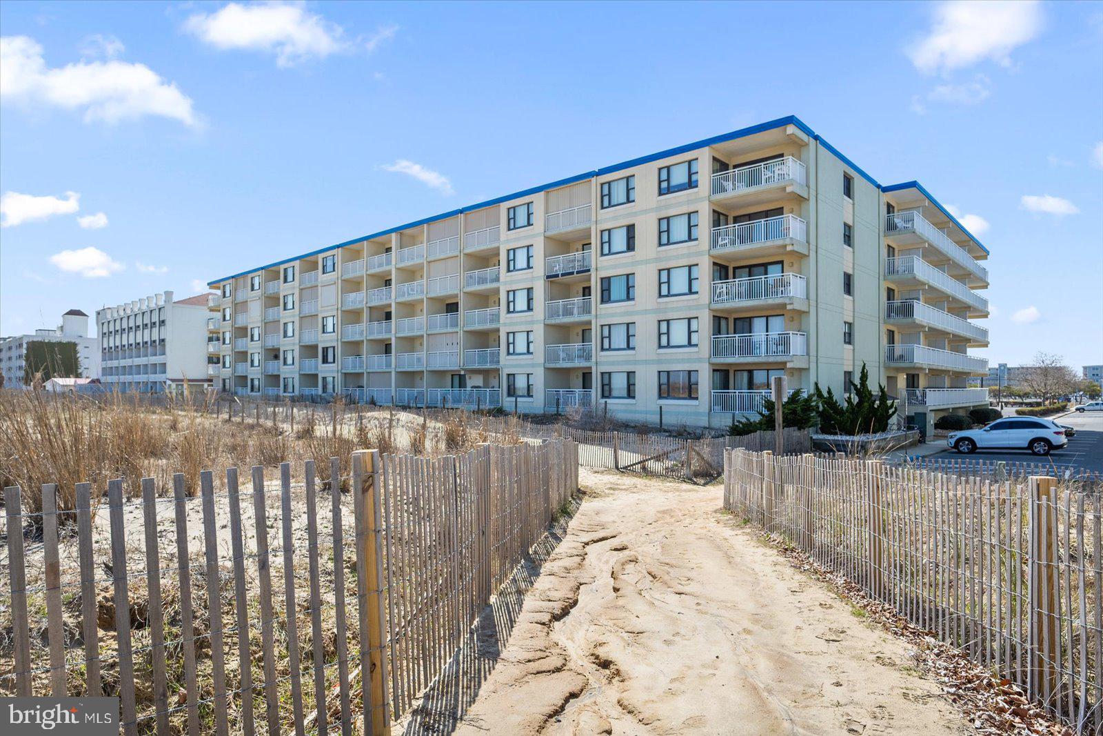 3801 ATLANTIC AVENUE 403