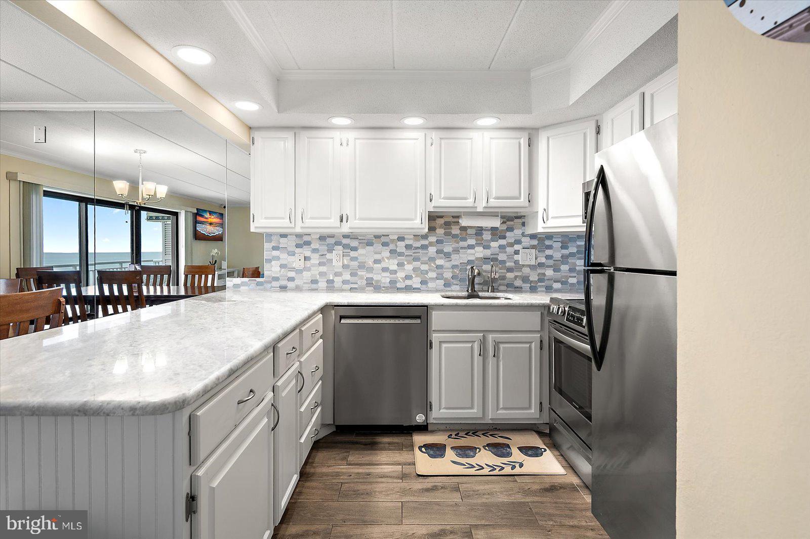 3801 ATLANTIC AVENUE 403