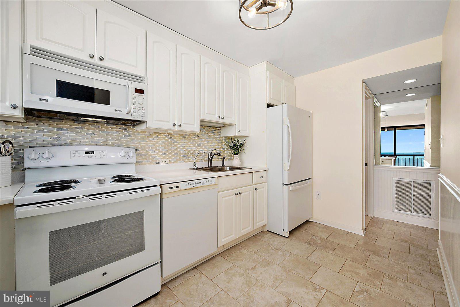 11604 COASTAL HIGHWAY 1207