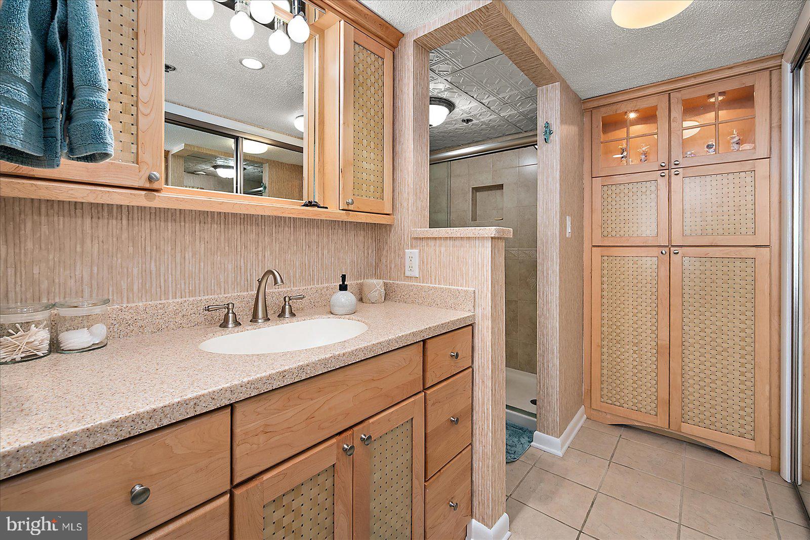 7901 COASTAL HIGHWAY A40401