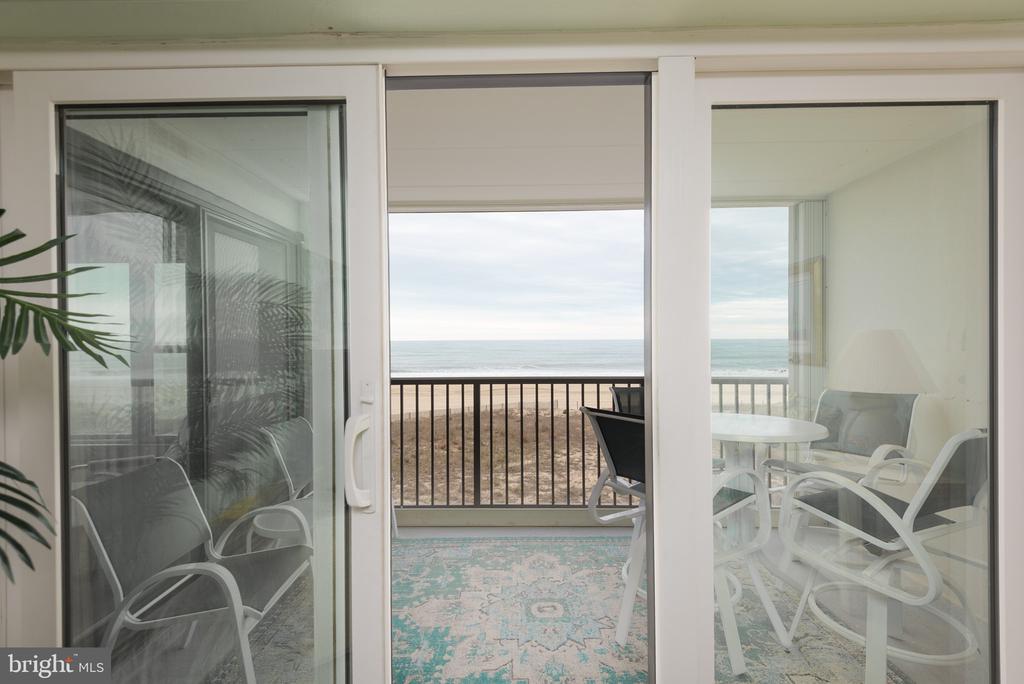 5801 ATLANTIC AVENUE 305