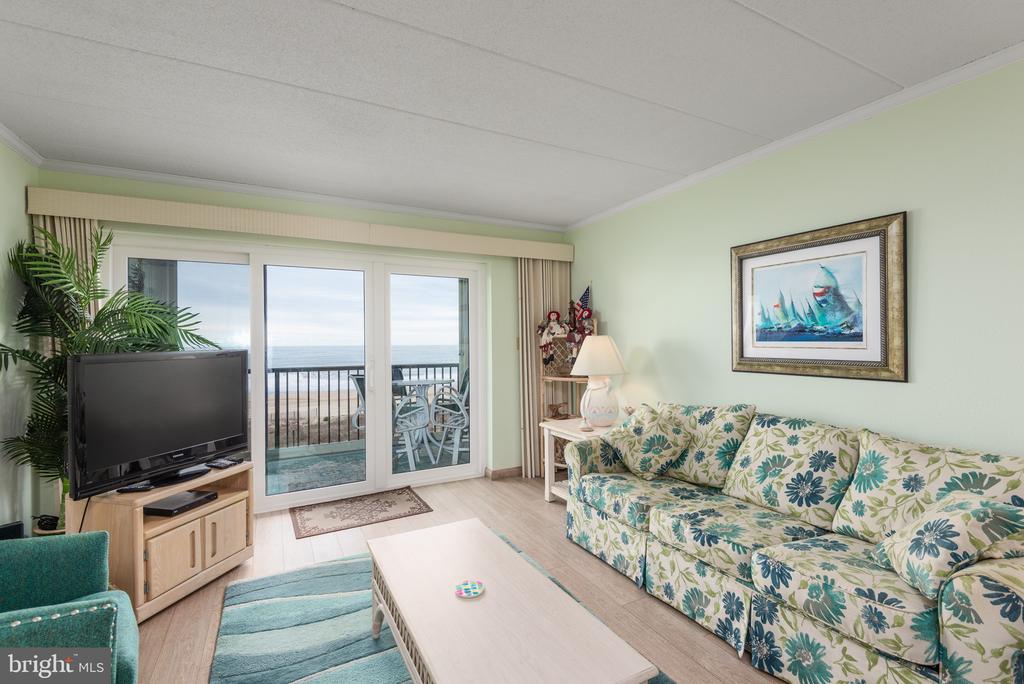 5801 ATLANTIC AVENUE 305