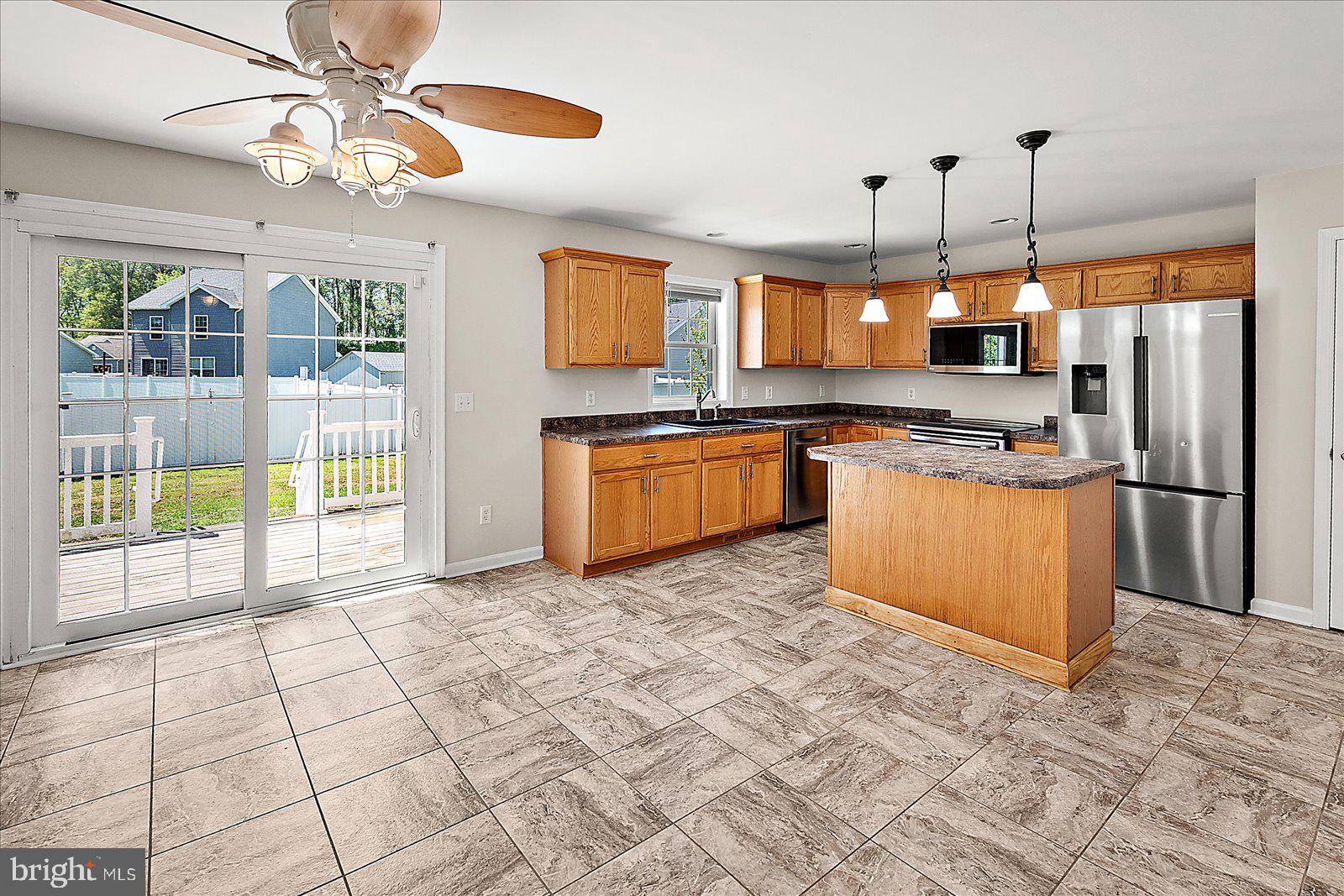7109 ARCADIA CIRCLE