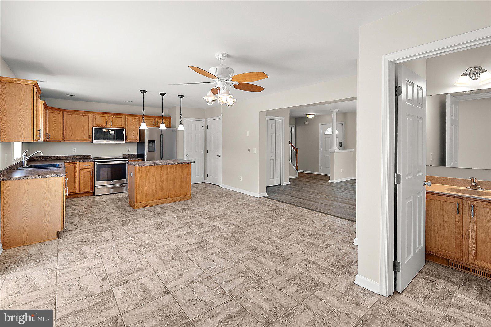 7109 ARCADIA CIRCLE