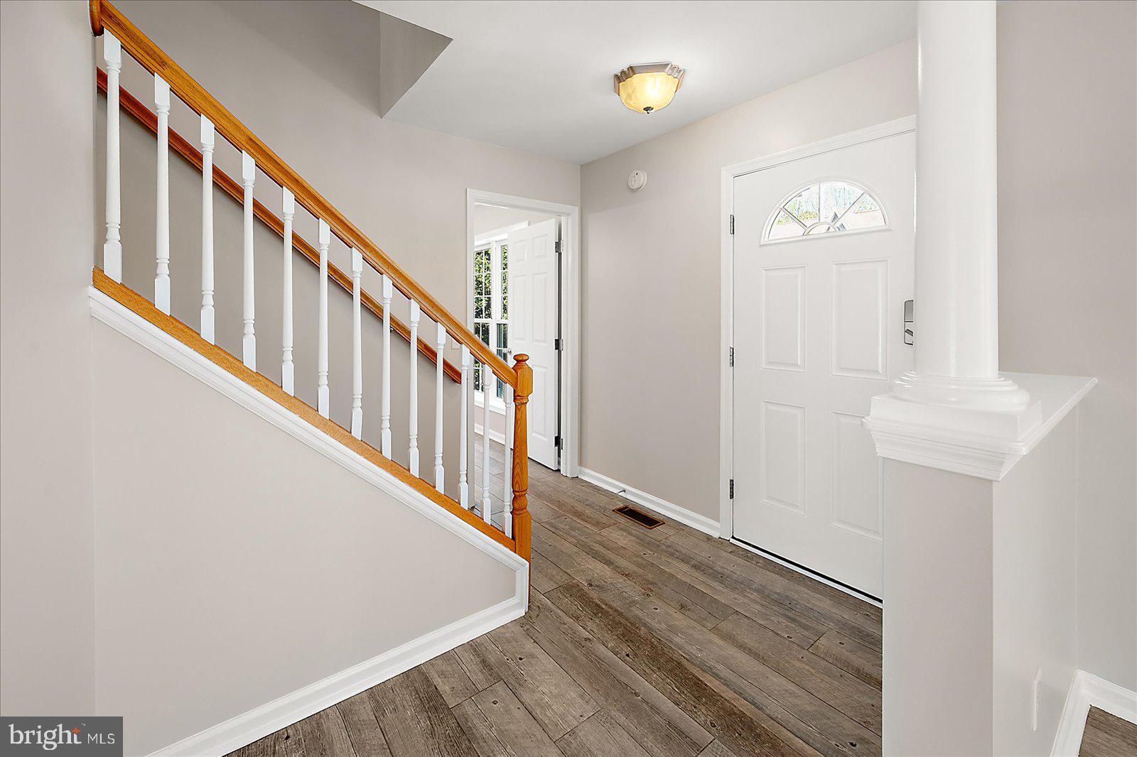 7109 ARCADIA CIRCLE