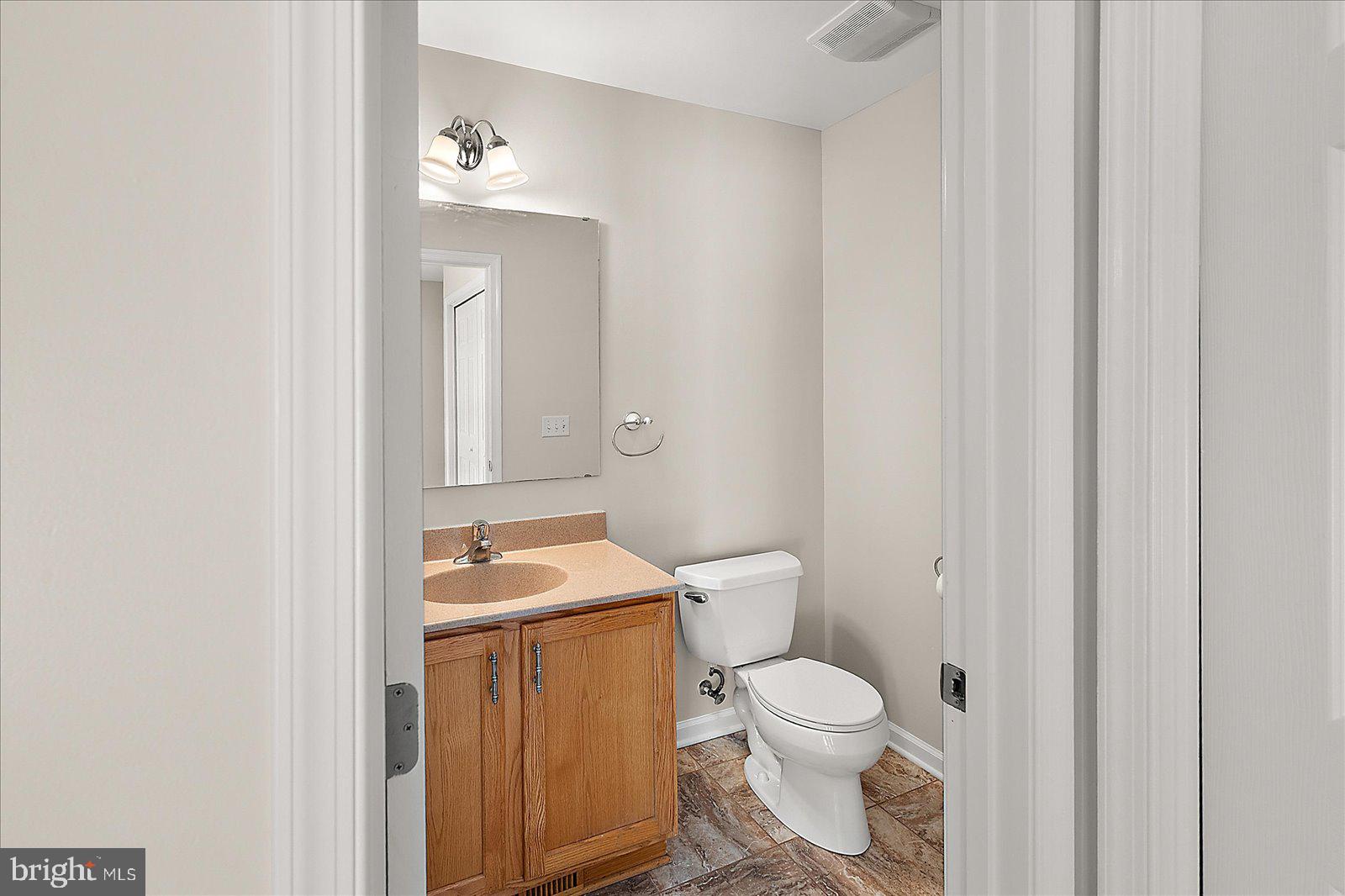 7109 ARCADIA CIRCLE