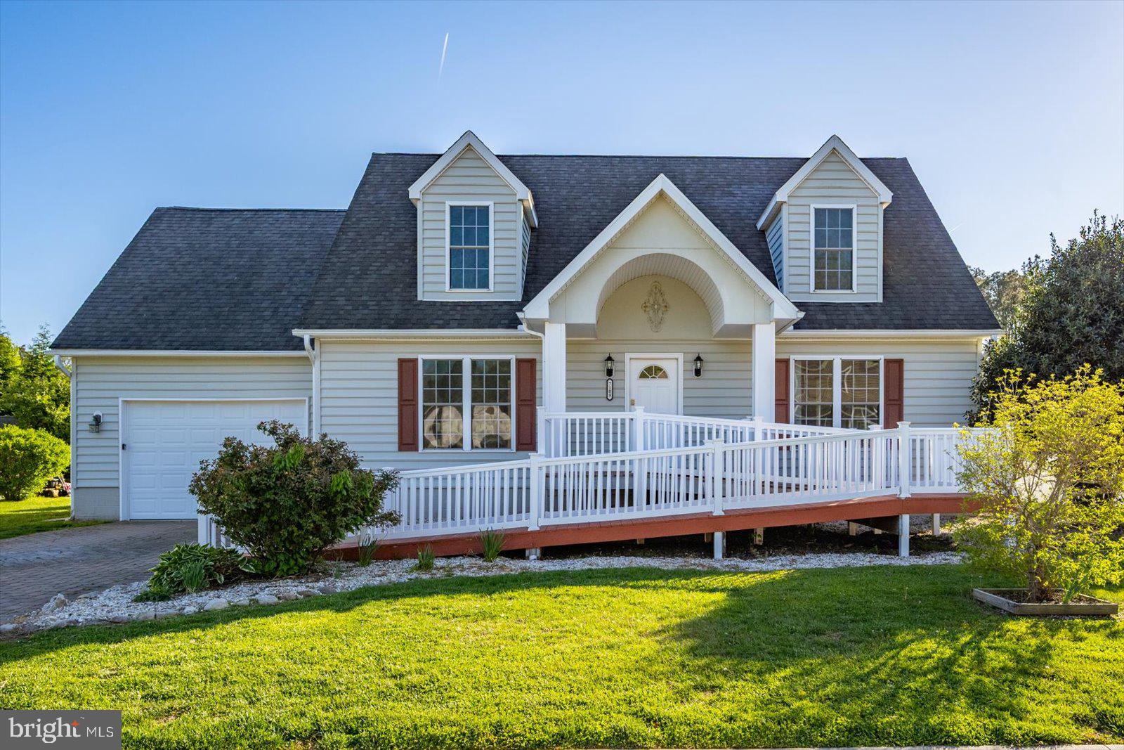 7109 ARCADIA CIRCLE