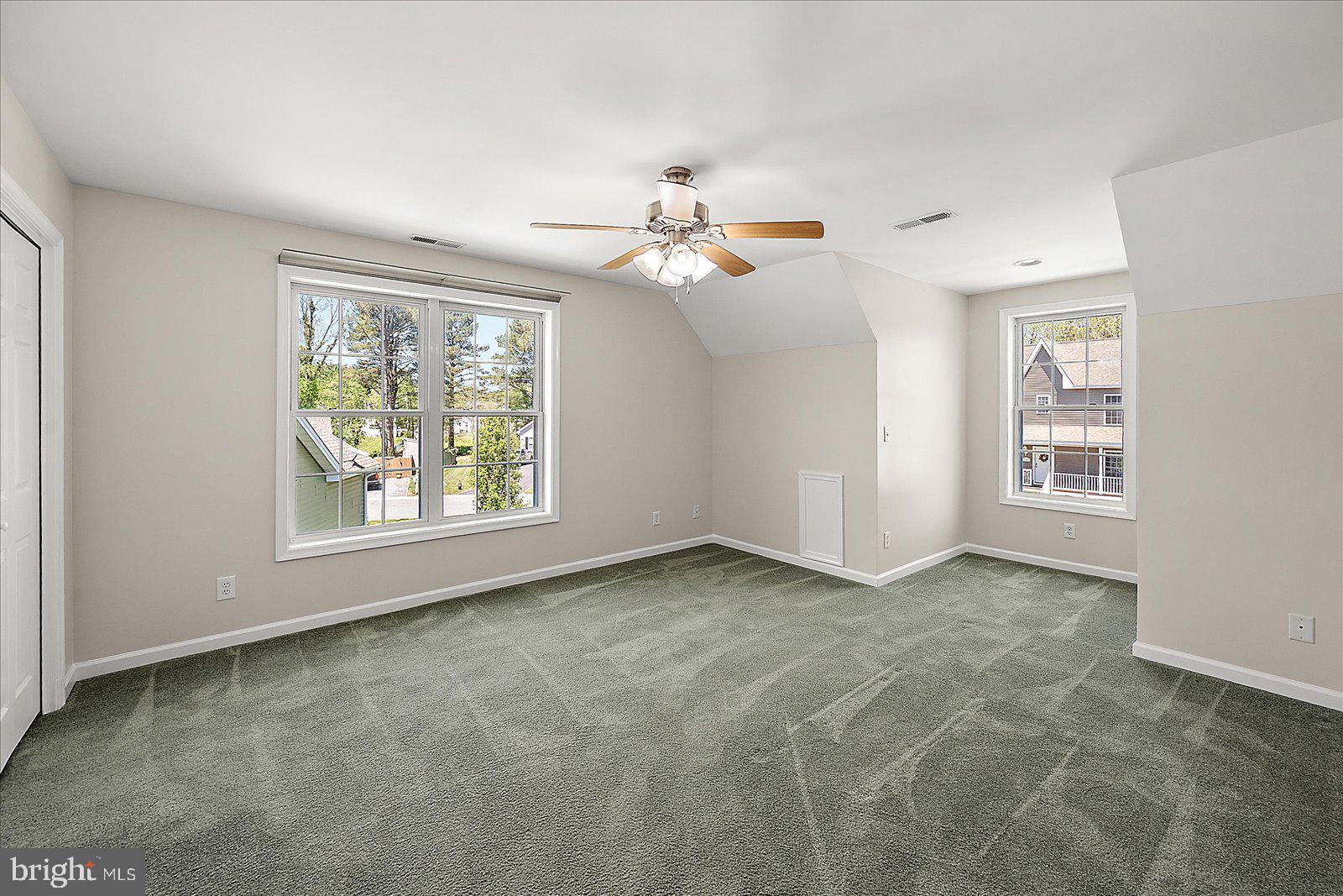 7109 ARCADIA CIRCLE
