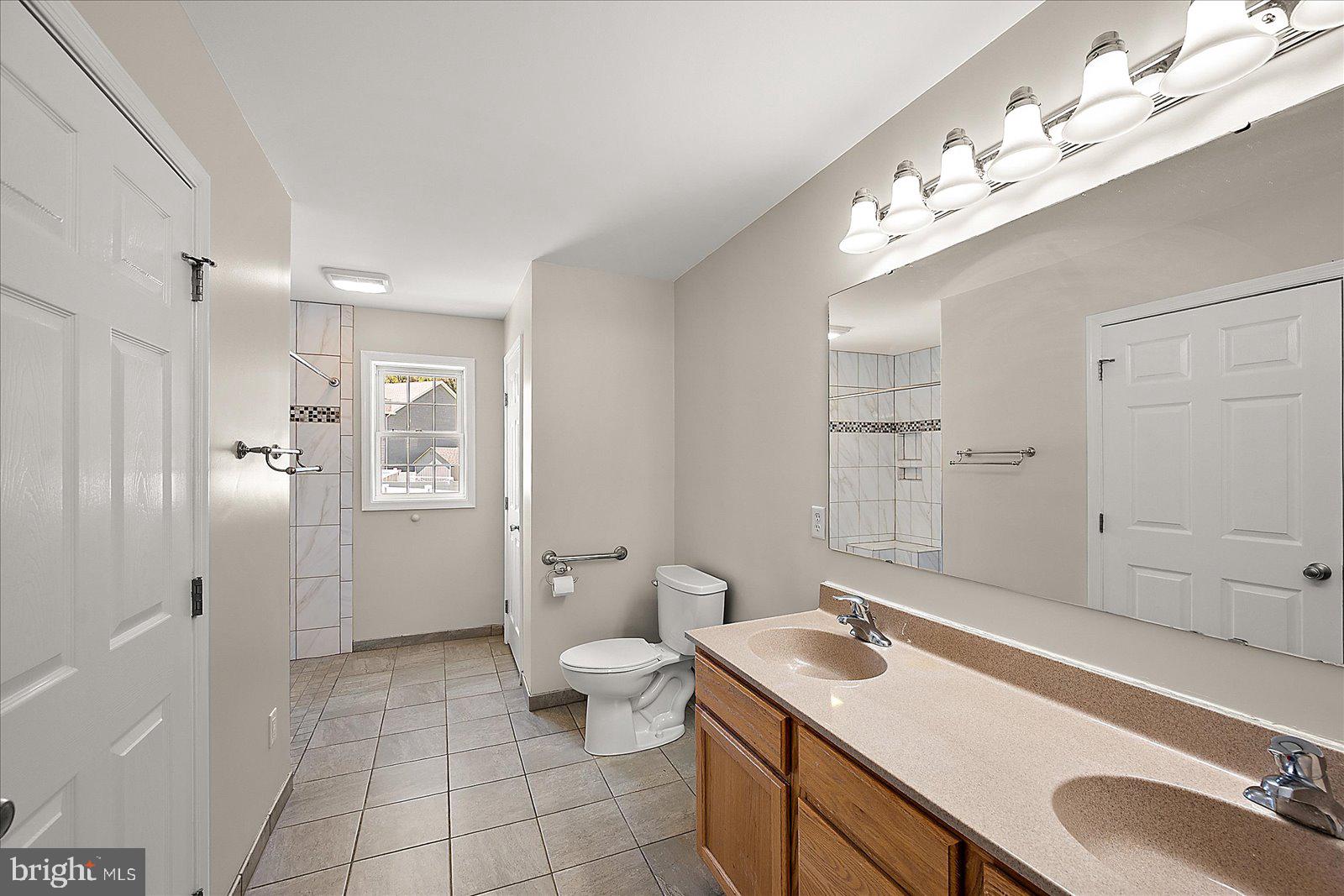 7109 ARCADIA CIRCLE