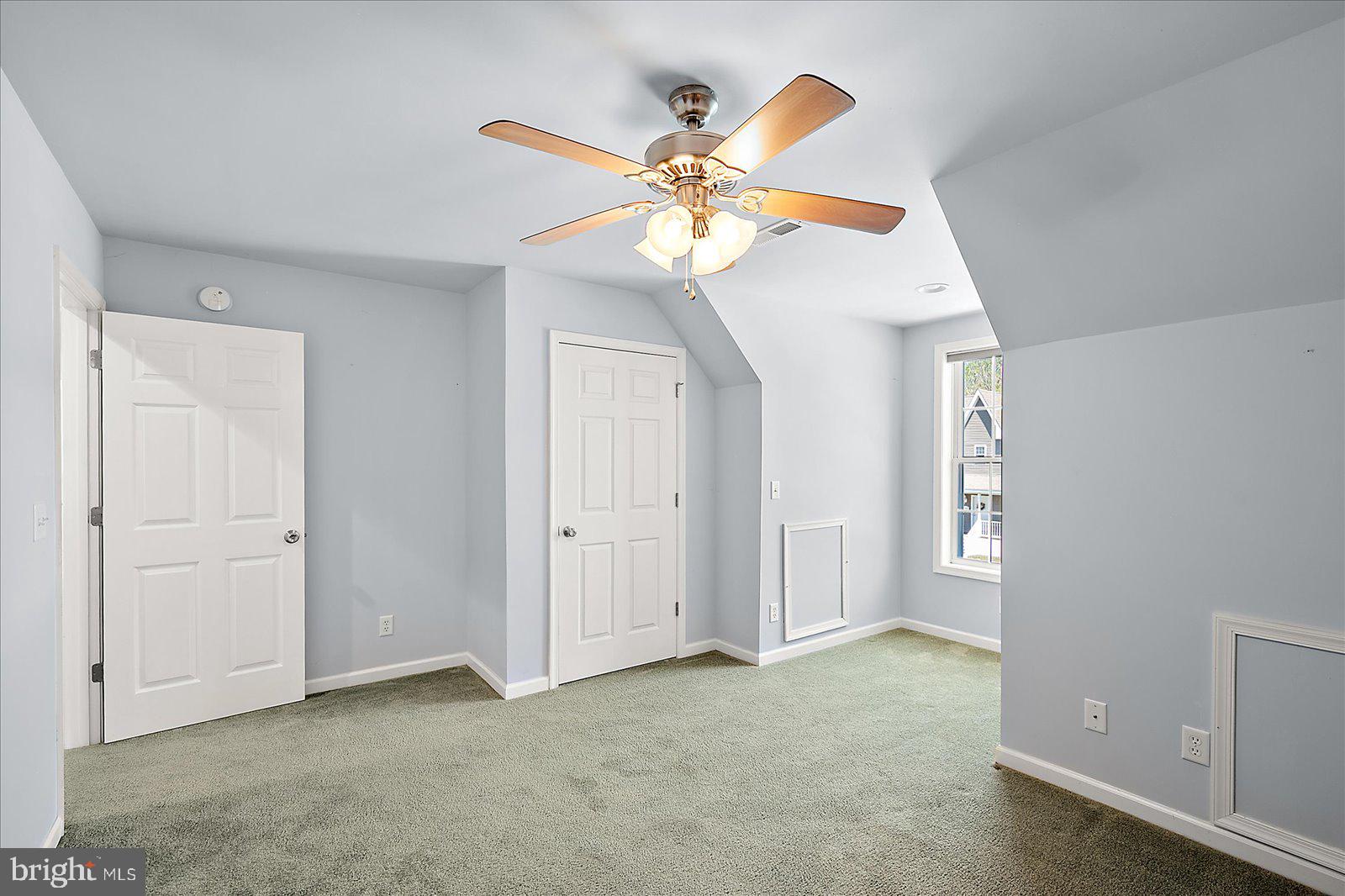 7109 ARCADIA CIRCLE