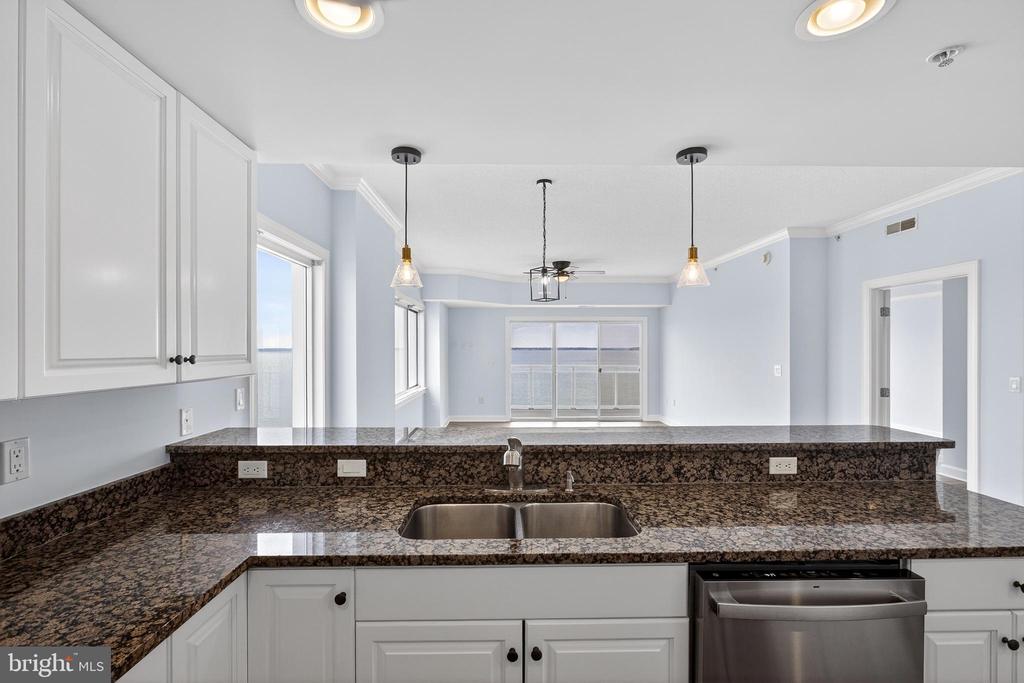 4601 COASTAL HIGHWAY Unit: 504