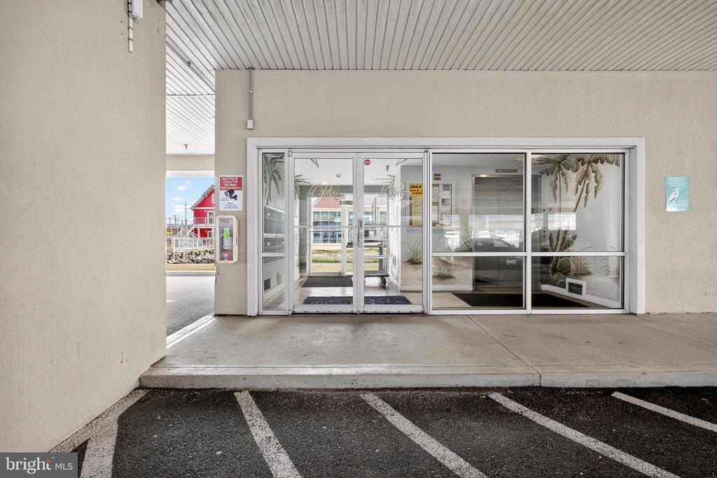 4601 COASTAL HIGHWAY Unit: 504