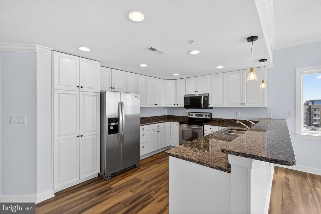 4601 COASTAL HIGHWAY Unit: 504
