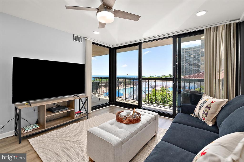 11500 COASTAL HIGHWAY Unit: 112