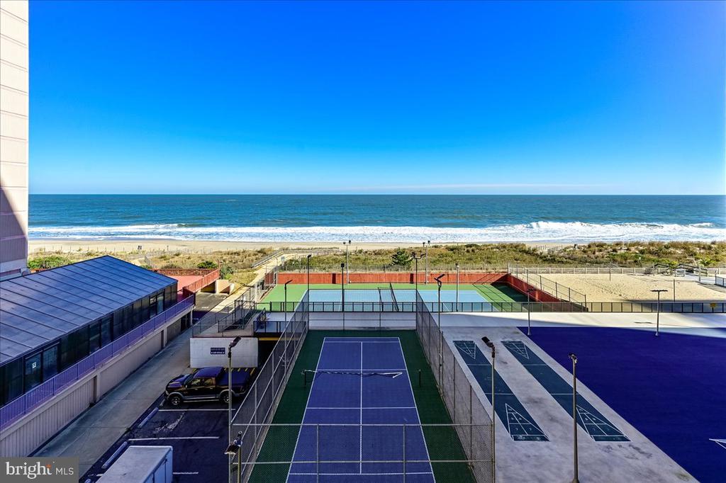 10900 COASTAL HIGHWAY 1102