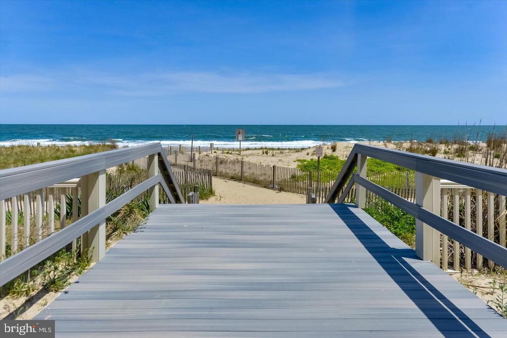 10900 COASTAL HIGHWAY 1102