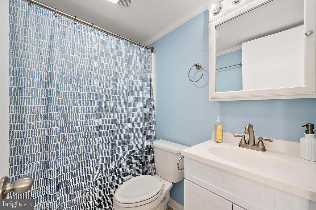 10 140TH STREET Unit: 301