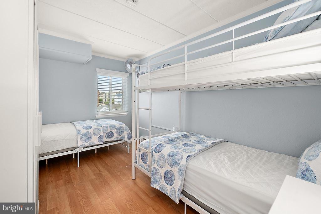 10 140TH STREET Unit: 301