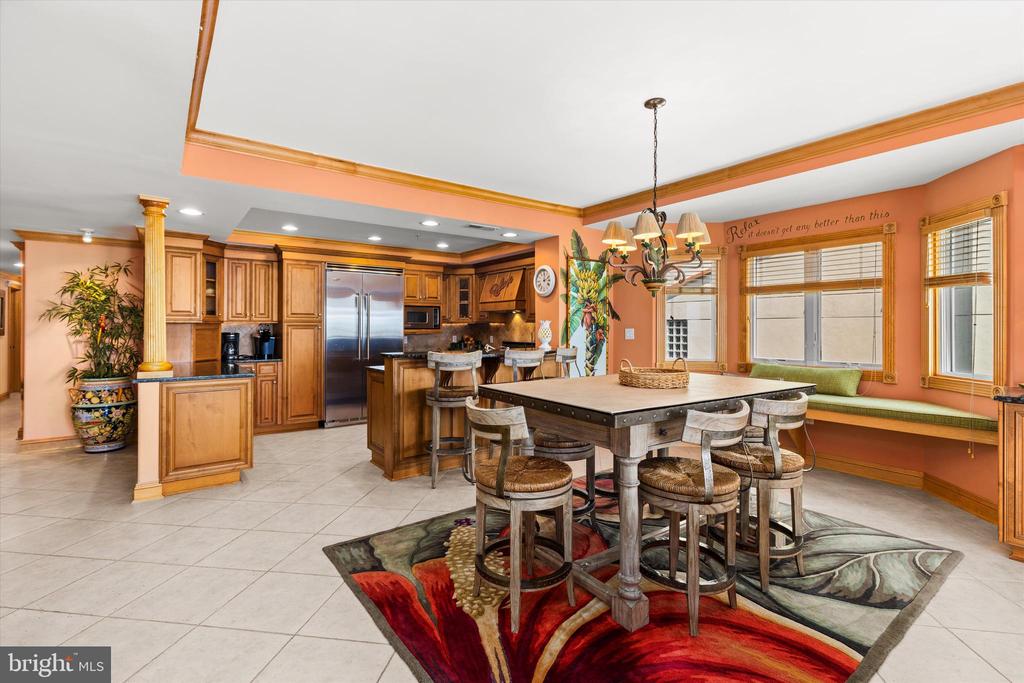 6301 ATLANTIC AVENUE Unit: 301 CARLY E