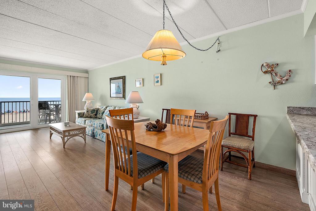 5801 ATLANTIC AVENUE Unit: 305