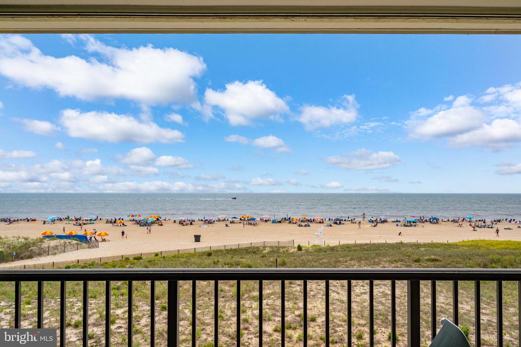 5801 ATLANTIC AVENUE Unit: 305