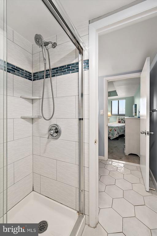 10900 COASTAL HIGHWAY Unit: 604