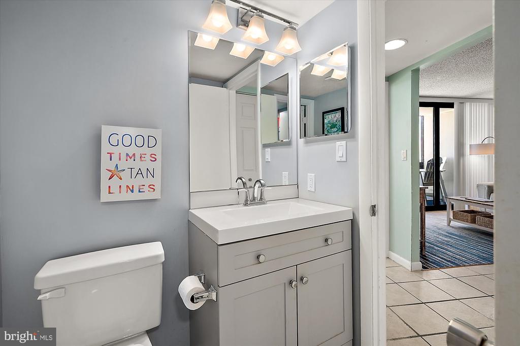 10900 COASTAL HIGHWAY Unit: 604