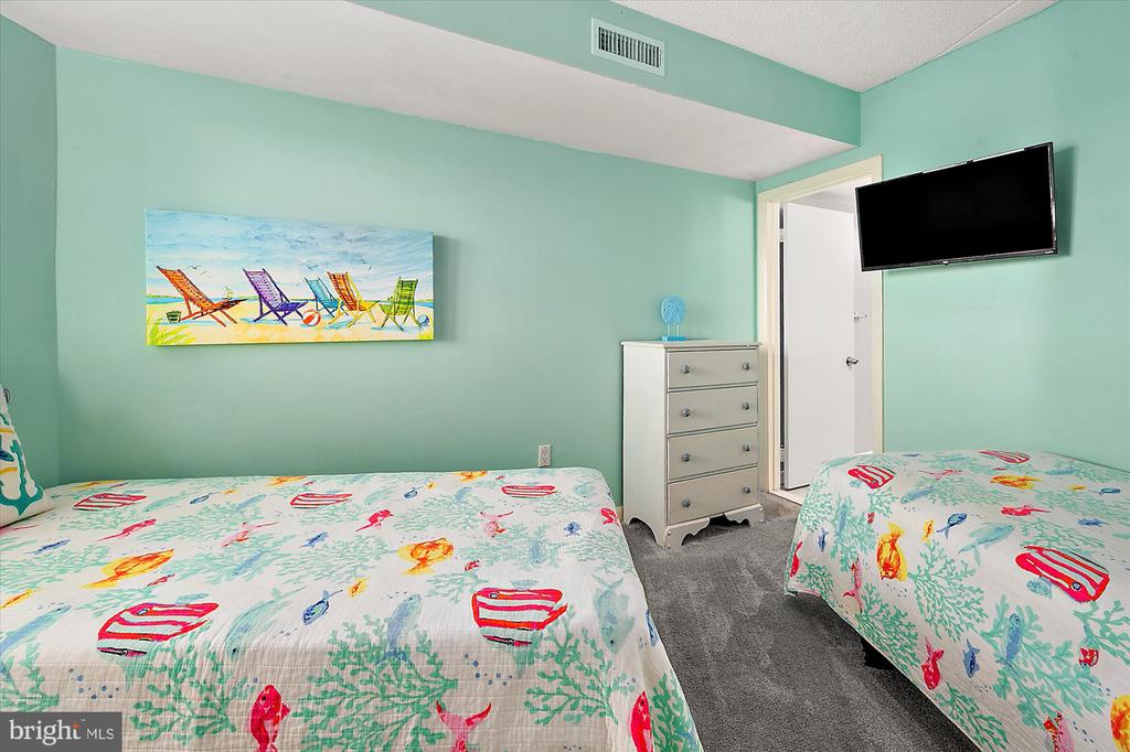 10900 COASTAL HIGHWAY Unit: 604