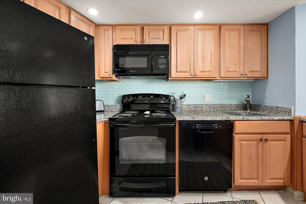 10900 COASTAL HIGHWAY Unit: 604