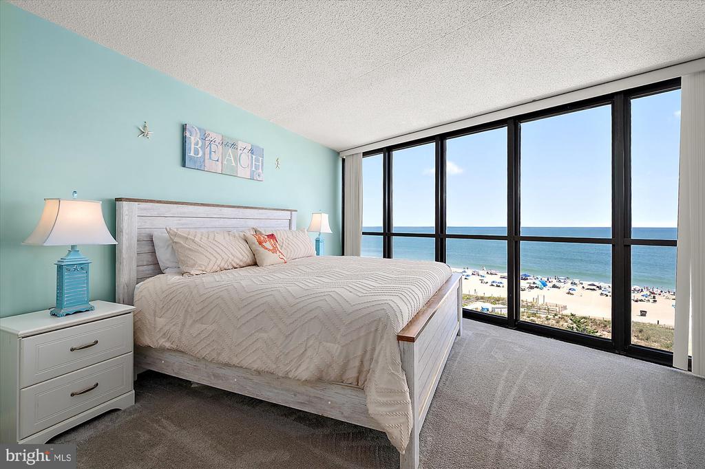 10900 COASTAL HIGHWAY Unit: 604