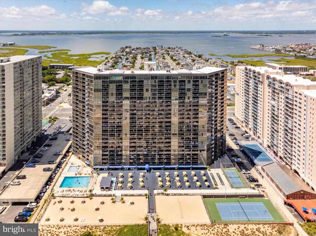 10900 COASTAL HIGHWAY Unit: 604