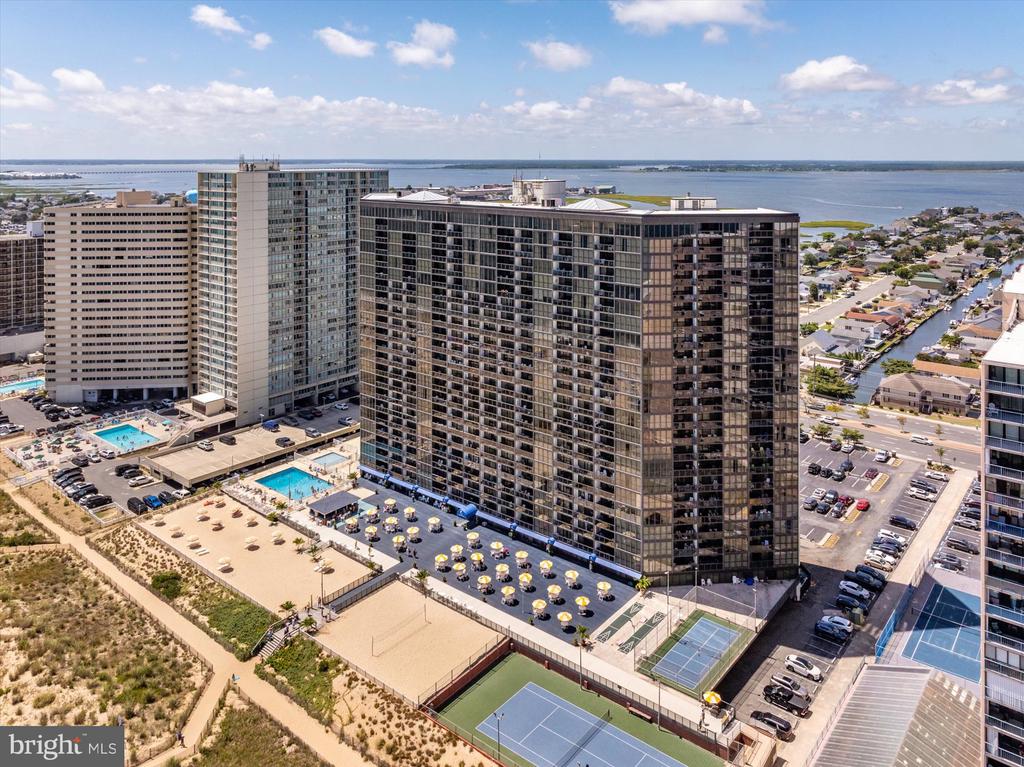 10900 COASTAL HIGHWAY Unit: 604