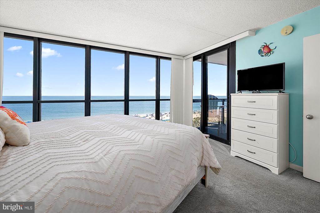 10900 COASTAL HIGHWAY Unit: 604