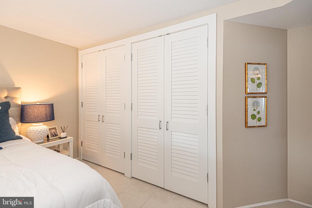 14106 WIGHT STREET Unit: 203