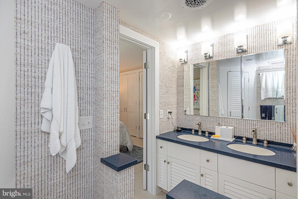 14106 WIGHT STREET Unit: 203