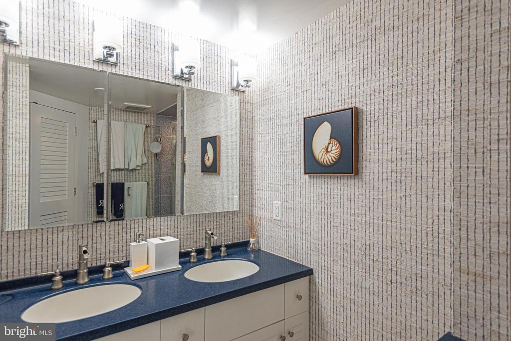 14106 WIGHT STREET Unit: 203
