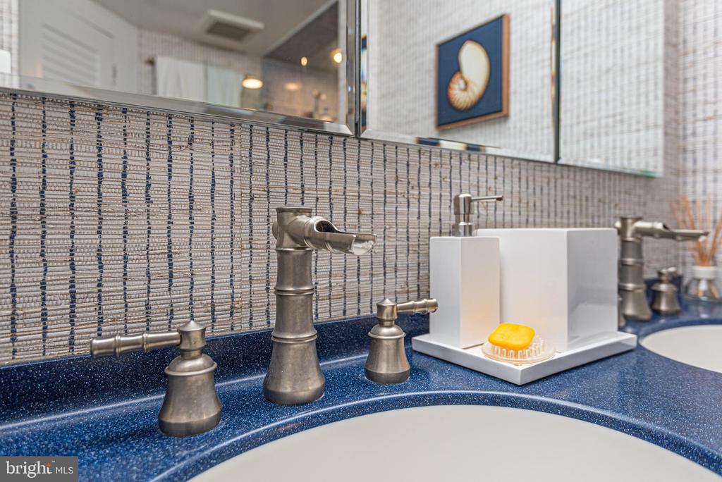 14106 WIGHT STREET Unit: 203