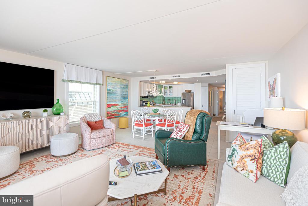 14106 WIGHT STREET Unit: 203