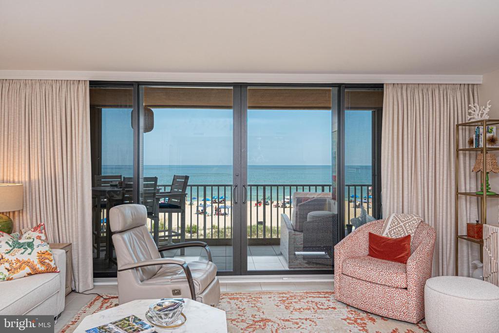 14106 WIGHT STREET Unit: 203