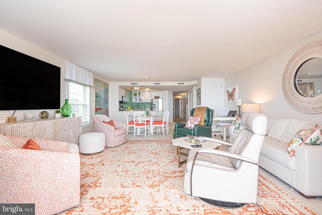 14106 WIGHT STREET Unit: 203