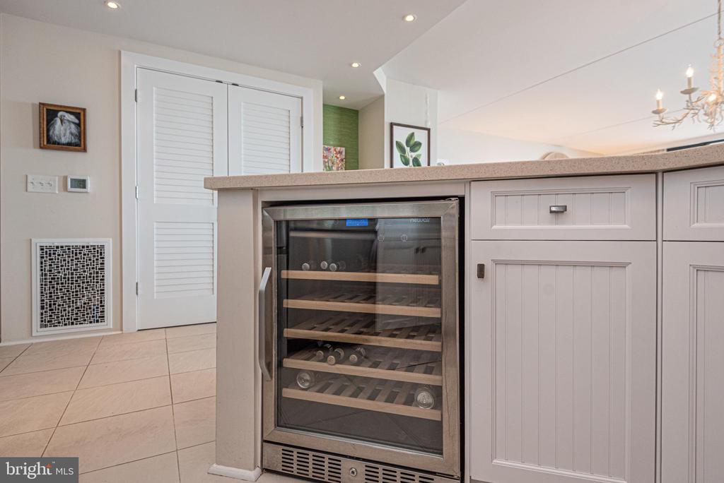 14106 WIGHT STREET Unit: 203