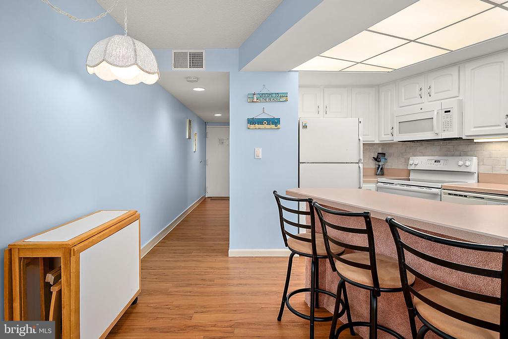 10900 COASTAL HIGHWAY Unit: 1712