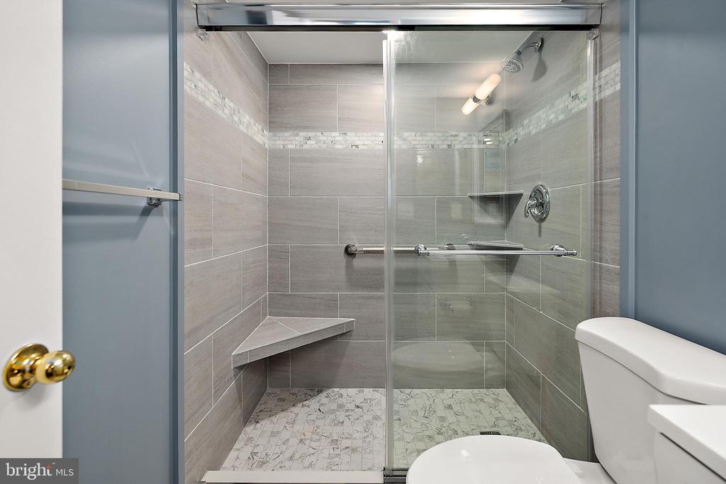 10900 COASTAL HIGHWAY Unit: 1712