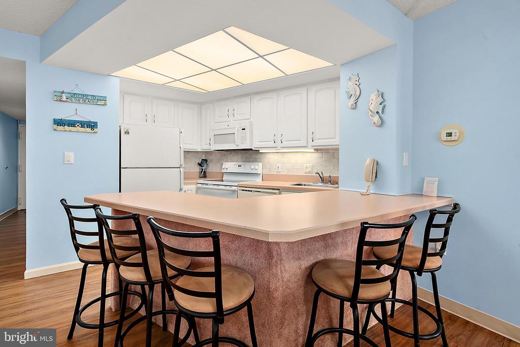 10900 COASTAL HIGHWAY Unit: 1712